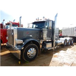 2015 PETERBILT 389 Day Cab Truck
