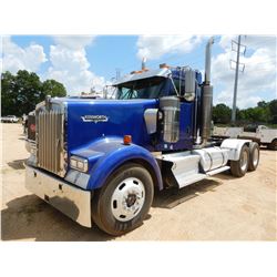 2007 KENWORTH W900 Day Cab Truck