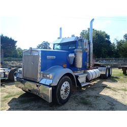 1993 KENWORTH T800 Day Cab Truck