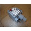 Image 2 : ALLEN BRADLEY 836T-T253JX9 BULLETIN 836T PRESSURE CONTROL COMMANDE A PRESSION