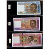 Image 5 : World Banknote Lot;  Lot of approx 13 notes Madagascar.  See images.