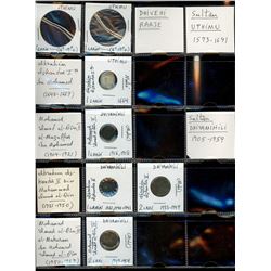 World Coinage Lot;   Lot of approx 28 various issues from Maldives 1573-1995.