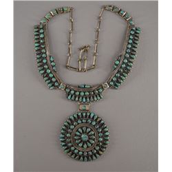 NAVAJO INDIAN NECKLACE (K)