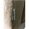 Image 2 : Brookstone4-in-1 Wedge Pillow