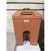 Image 1 : Cambro Beverage Dispenser