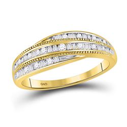 1/3 CTW Round Baguette Diamond Ring 10kt Yellow Gold - REF-27H5W