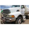 Image 21 : 2006 Sterling LT8500 Water Truck, 4K Gallons (Runs, Drives, Sprays Water - See Video)