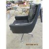 Image 2 : Leather/Upholstered Swivel Chrome Legged Office Chair - Modern