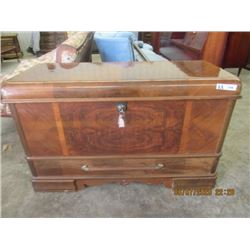 Cedar Chest w Bottom Drawer- Vintage 27" x 44" x 19"