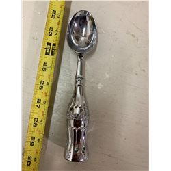 COCA-COLA SOLID METAL HANDLE ICE CREAM SCOOP