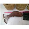 Image 3 : 5 ASSORTED WICKER OBJECTS