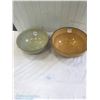Image 1 : 2X MIXING BOWLS - 10" AND 9"