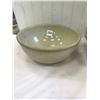 Image 3 : 2X MIXING BOWLS - 10" AND 9"