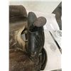 Image 3 : WESTERN SADDLE - NO STIRRUPS - 15"