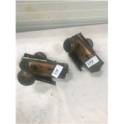 2X VINTAGE DOOR KNOB SETS - COMPLETE WITH LOCKING MECHANISM AND BACK PLATES