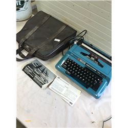 VINTAGE TYPEWRITER AND CASE - ELECTRIC SMITH CORONA - LIKE NEW