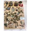 Image 2 : LOT OF KEYS AND LOCKS - VINTAGE - LARGE QUANTITY