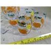 Image 3 : VINTAGE ORANGE JUICE CONTAINER AND 4 GLASSES