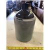 Image 4 : 1 GALLON LIQUOR JUG