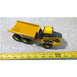 1/64 ERTL JOHN DEERE DUMPER