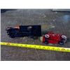 Image 6 : METAL TOY CHEVROLET FLAT DECK W/ FIRE CHIEF'S CAR ON BACK