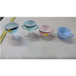 HAZEL ATLAS CREAM + SUGAR AND 2 VINTAGE PYREX MUG