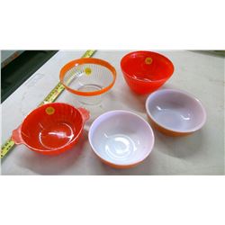 5 VINTAGE ORANGE/BROWN BOWLS