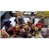 Image 5 : CERAMIC TEDDY BEAR COLLECTION