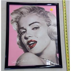 MARILYN MONROE FRAMED PHOTO