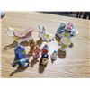 Image 1 : ASSORTED GLASS FIGURES