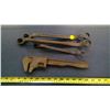 Image 1 : OLD WRENCHES