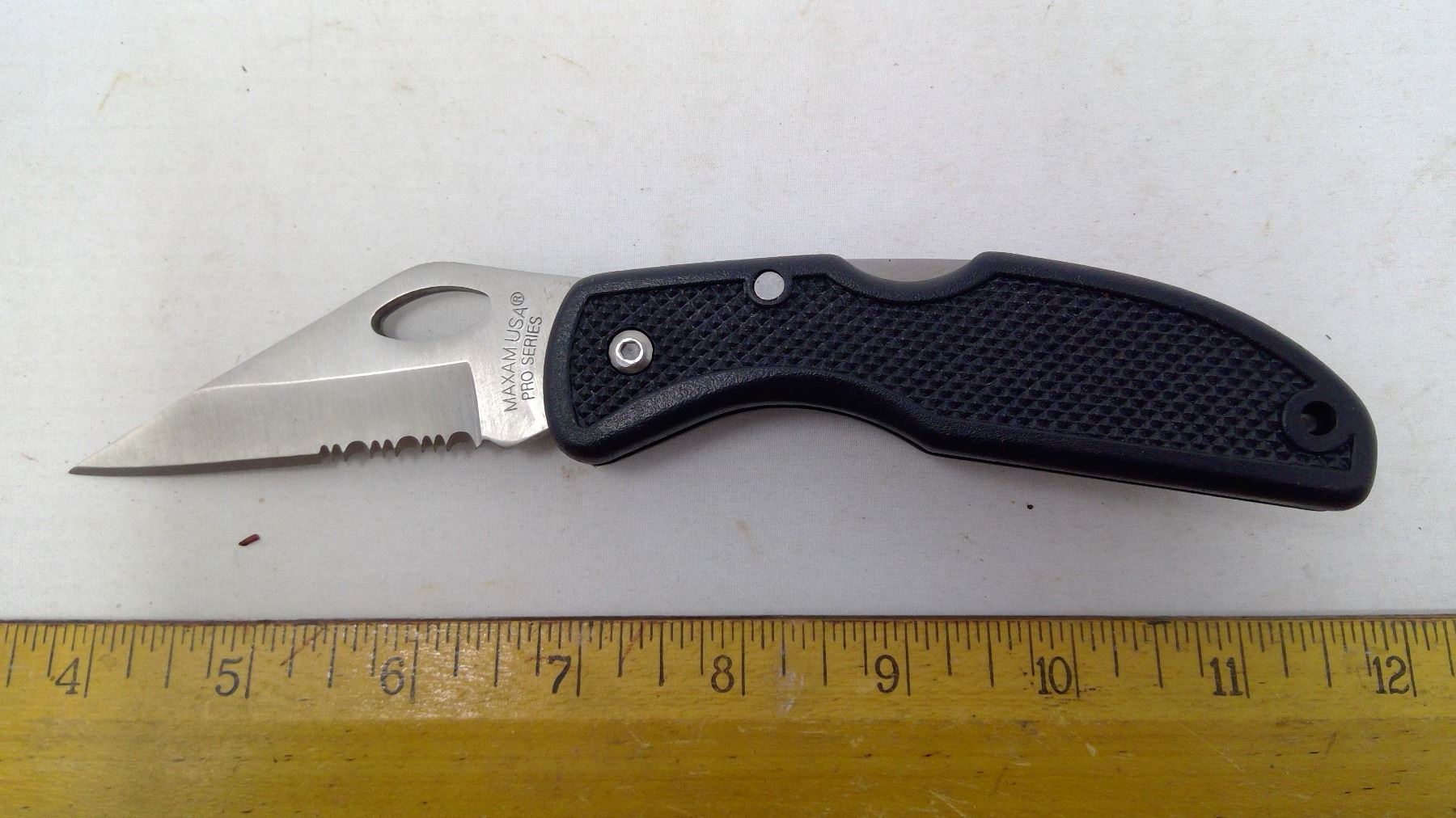 COLD BLADE FLIP KNIFE AND STAINLESS STEEL FLIP KNIFE