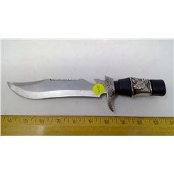 STAINLESS STEEL HUNTING KNIFE
