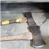 Image 2 : 2 DOUBLE HEAD AXES
