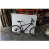 Image 1 : BLACK NO BRAND BIKE