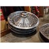 Image 2 : 4 VINTAGE TIRE HUB CAPS