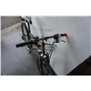 Image 2 : GREY NAKAMURA BIKE