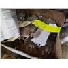 Image 2 : TOTE AND 2 BOXES OF COMMERCIAL LIGHT BULBS R360
