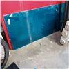 Image 1 : 5 PIECES OF GREEN 4FT X 2FT LEXAN