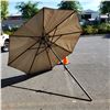 Image 2 : PATIO UMBRELLA