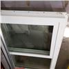 Image 2 : WHITE WINDOW