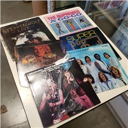 LOT OF VINTAGE RECORDS