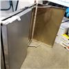 Image 3 : FOLDING METAL TABLE