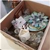 Image 3 : BOX OF GLASSWARE, SERVING PLATES, GLASS SNOWFLAKE