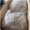 Image 2 : BOX OF BROWN WOOL YARN