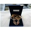 Image 1 : WOOD AND HIDE NECKLACE