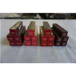 20 BRAND NEW BURTS BEES 100% NATURAL LIPSTICK, RETAIL $219.80 - 5 OF EACH COLOUR RUBY RIPPLE, MAGENT