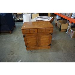 ETHAN ALLEN MAPLE SERVER