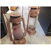 Image 2 : 2 VINTAGE BEACON KEROSENE LANTERNS