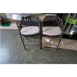 2 METAL PATIO STOOLS